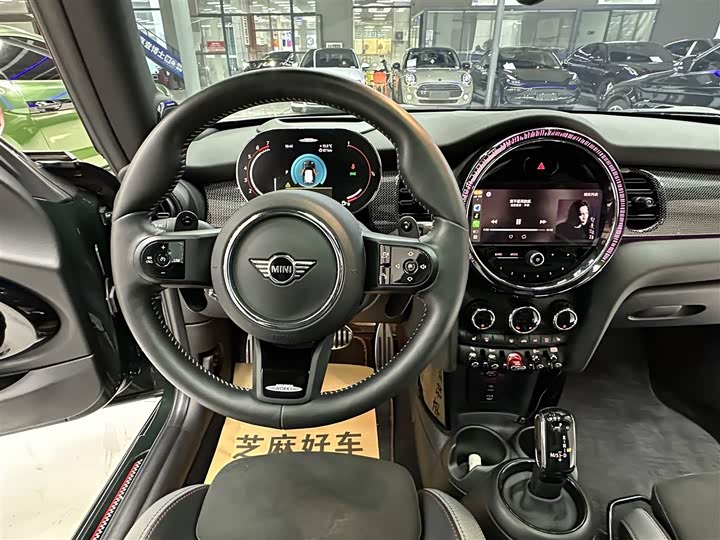 Фото 11 - Mini Mini JCW