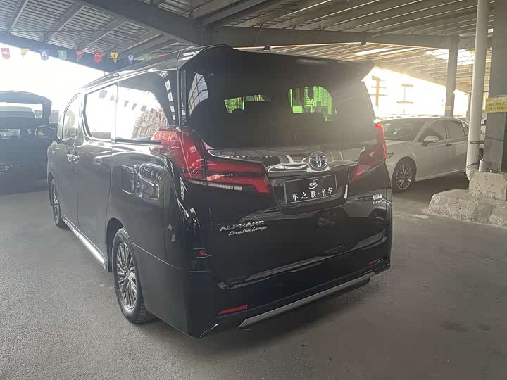 Фото 6 - Toyota Alphard