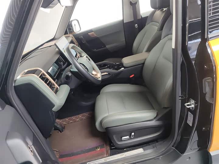 Фото 15 - Chery iCar 03