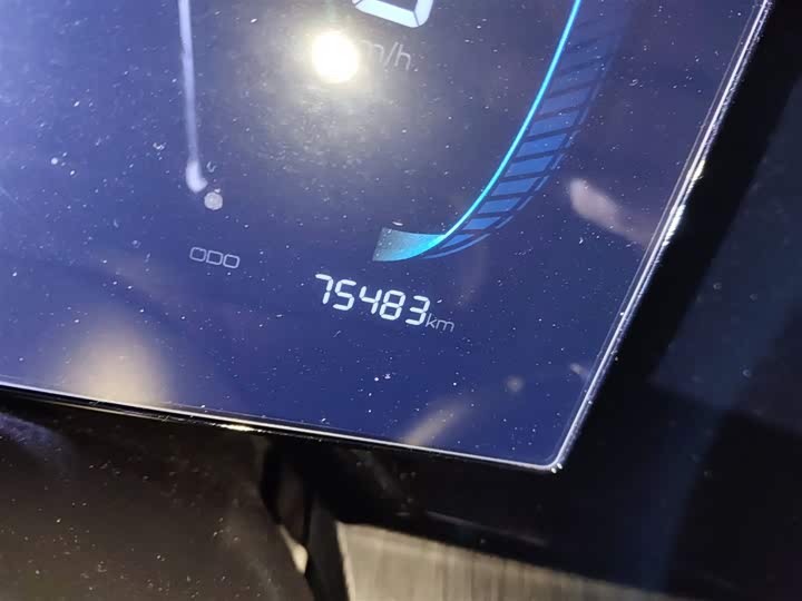 Фото 14 - BYD Qin Plus