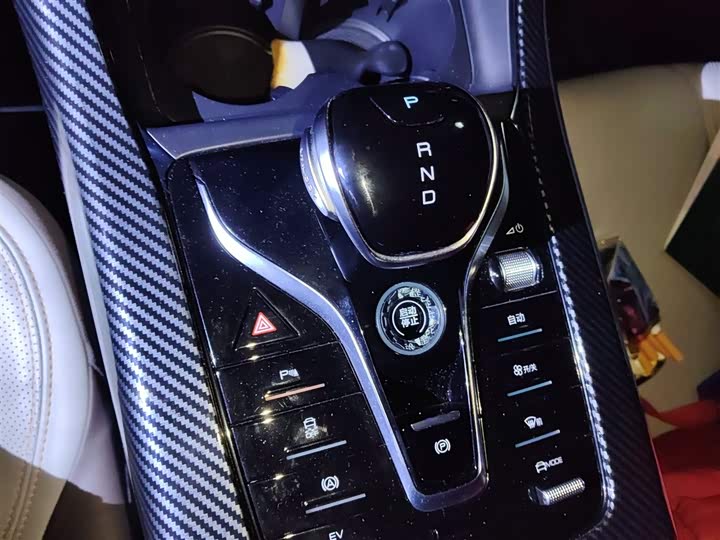 Фото 16 - BYD Qin Plus