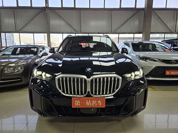 Фото 2 - BMW X5