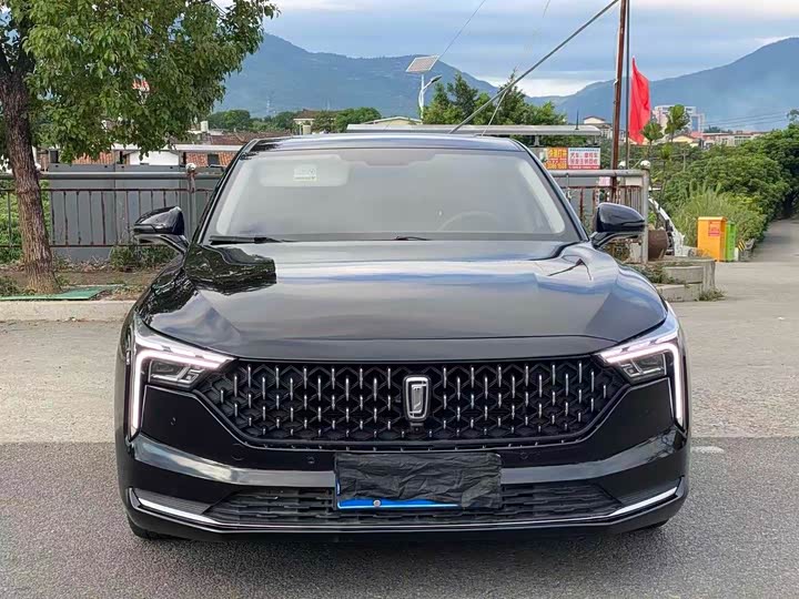 Фото 2 - Bestune B70