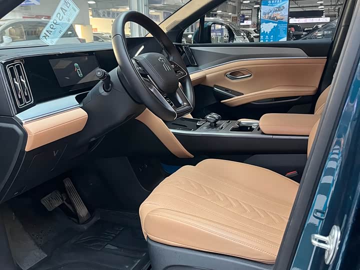 Фото 7 - BYD Song L DM-i Hybrid