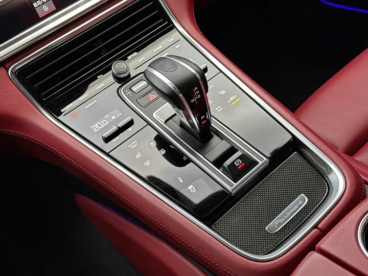 Фото 12 - Porsche Panamera