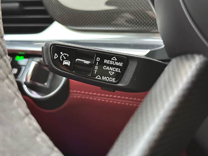 Фото 17 - Porsche Panamera