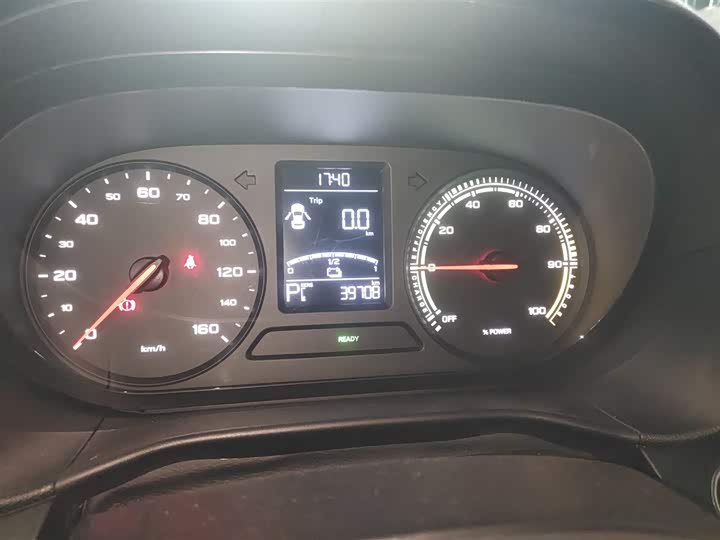 Фото 12 - Roewe Clever