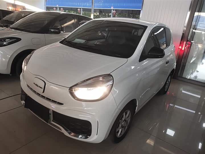 Фото 2 - Roewe Clever