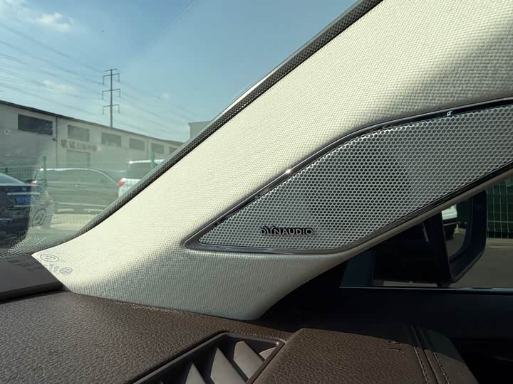 Фото 12 - Volkswagen Phideon