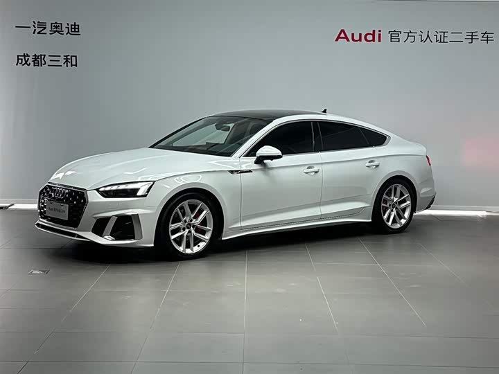 Фото 1 - Audi A5