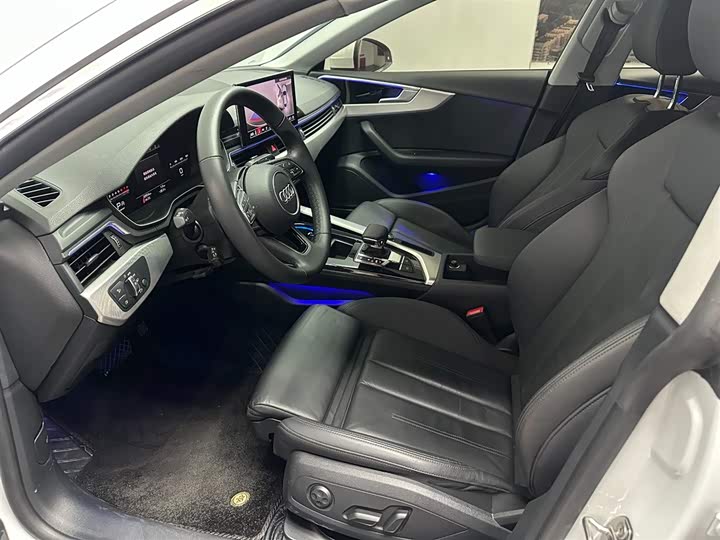 Фото 10 - Audi A5