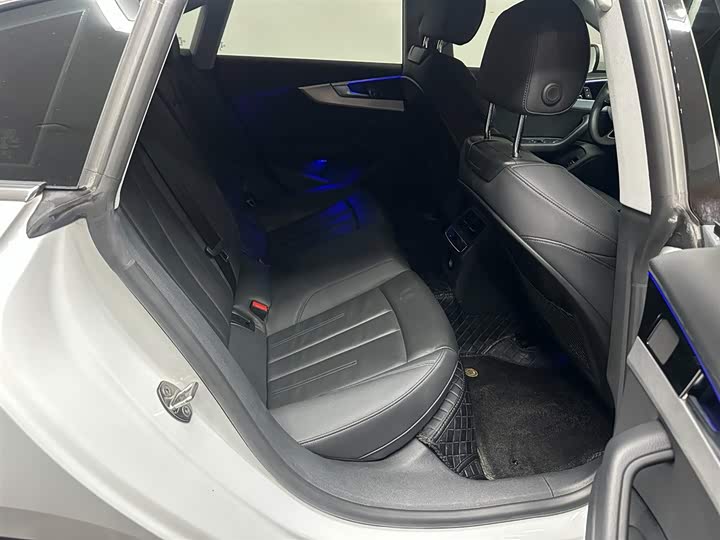 Фото 7 - Audi A5