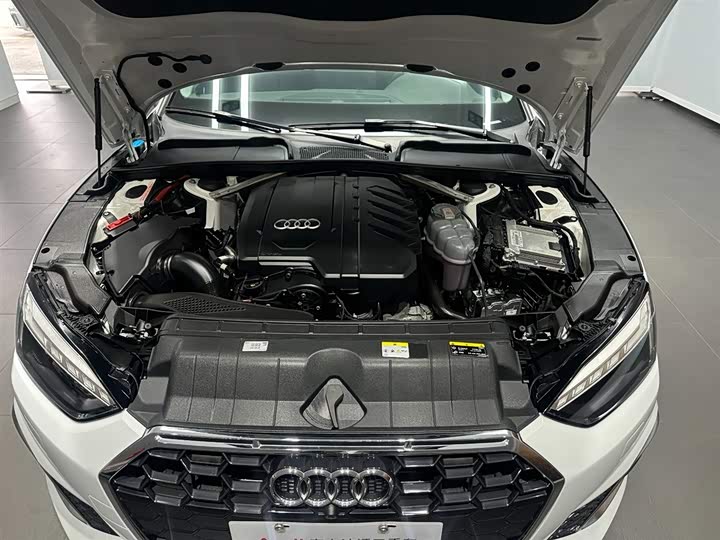 Фото 8 - Audi A5