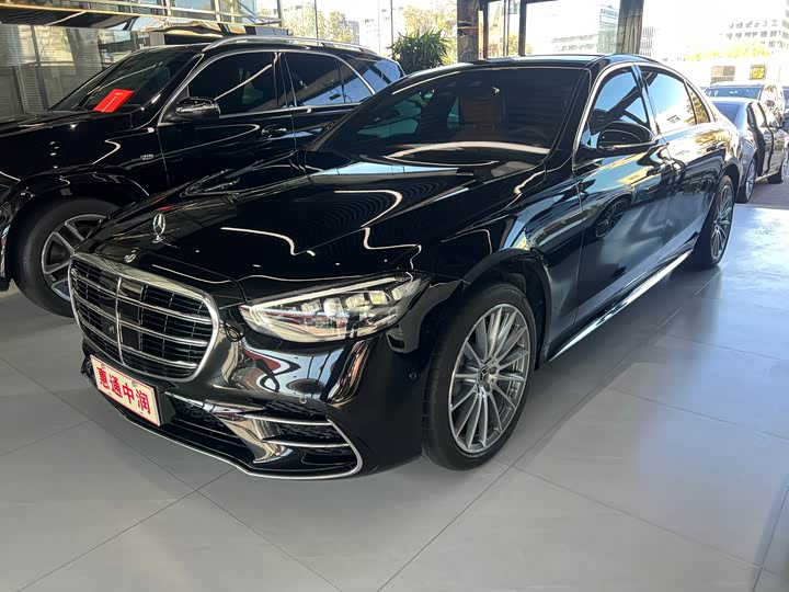 Фото 1 - Mercedes-Benz S-Class