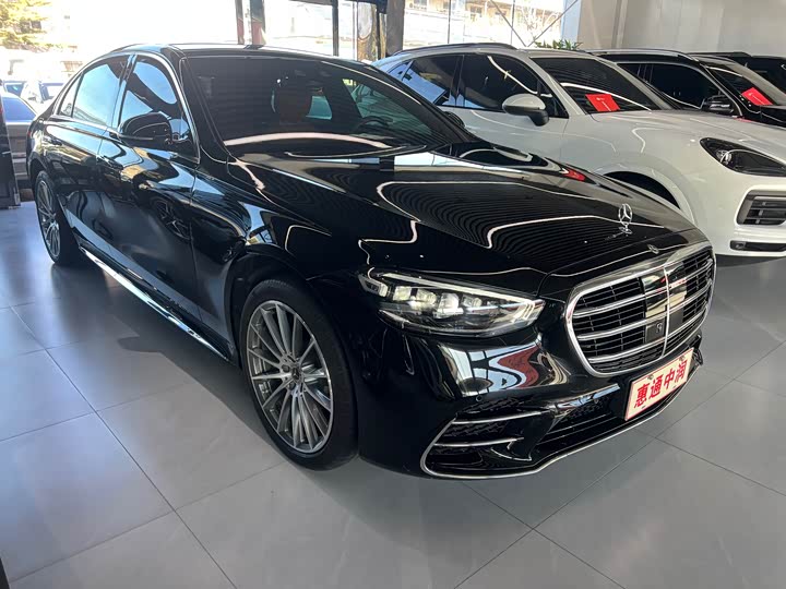 Фото 3 - Mercedes-Benz S-Class