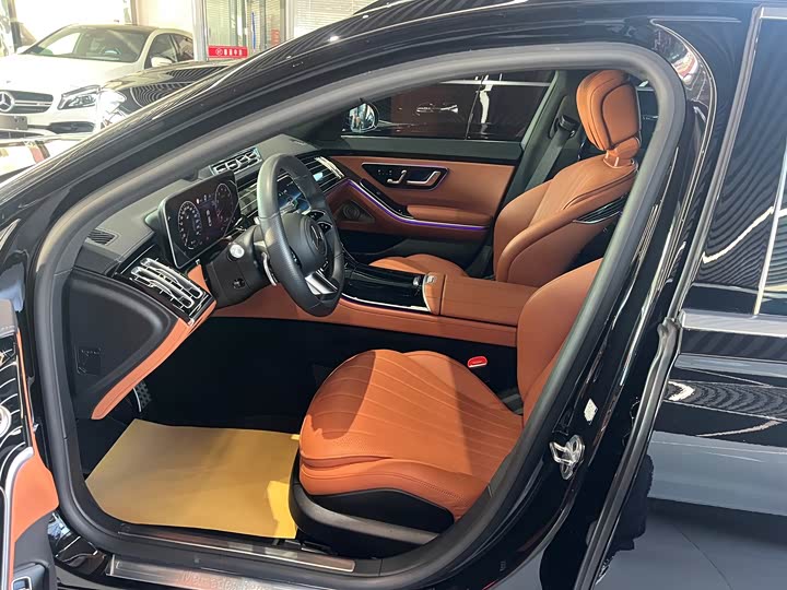 Фото 8 - Mercedes-Benz S-Class