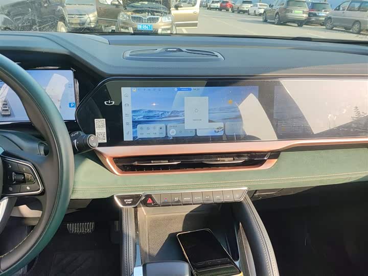 Фото 13 - Geely Monjaro