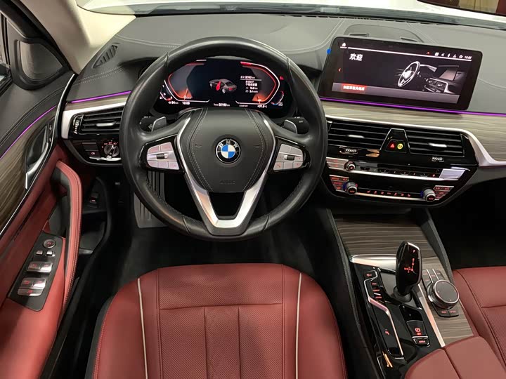 Фото 10 - BMW 5 Series