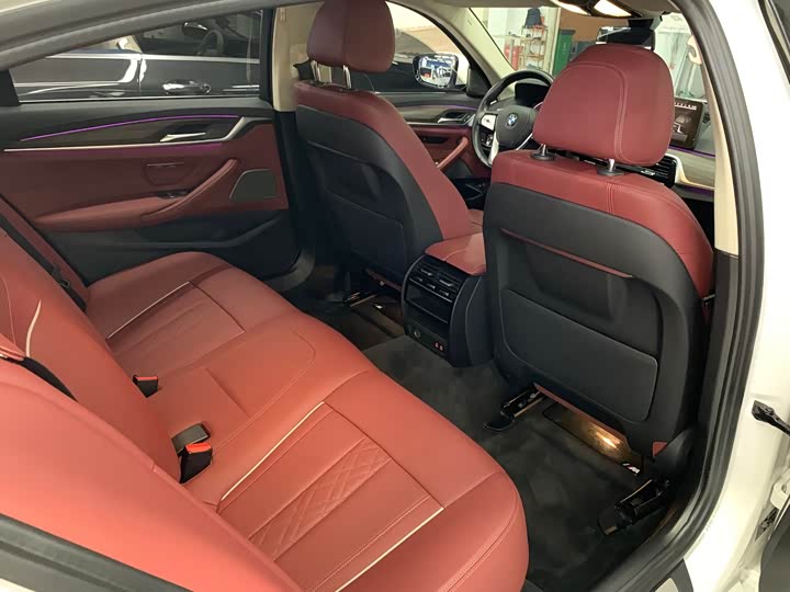 Фото 6 - BMW 5 Series