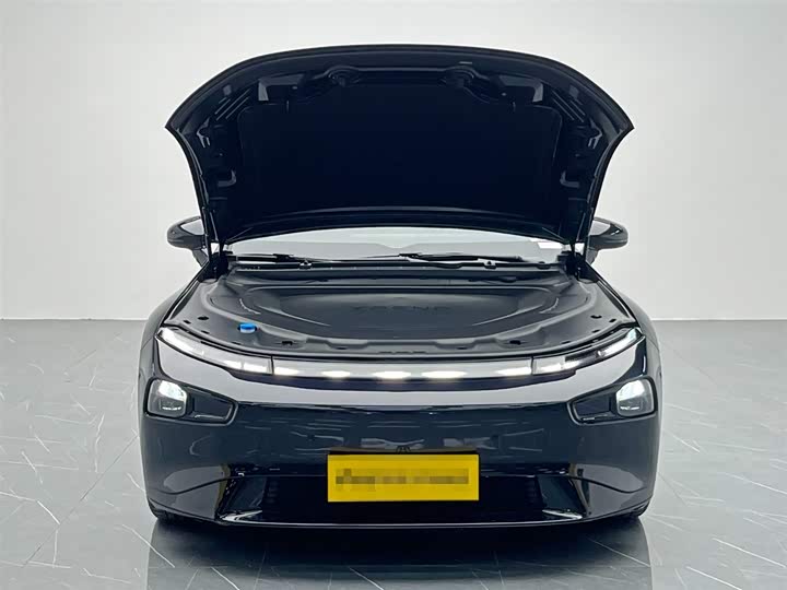 Фото 11 - XPeng P7