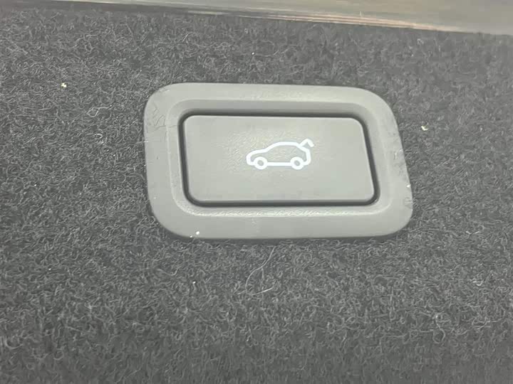 Фото 13 - XPeng P7