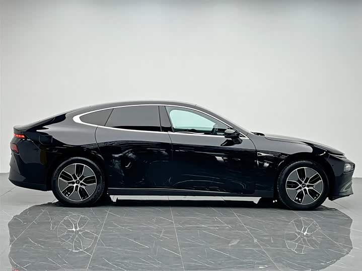 Фото 7 - XPeng P7