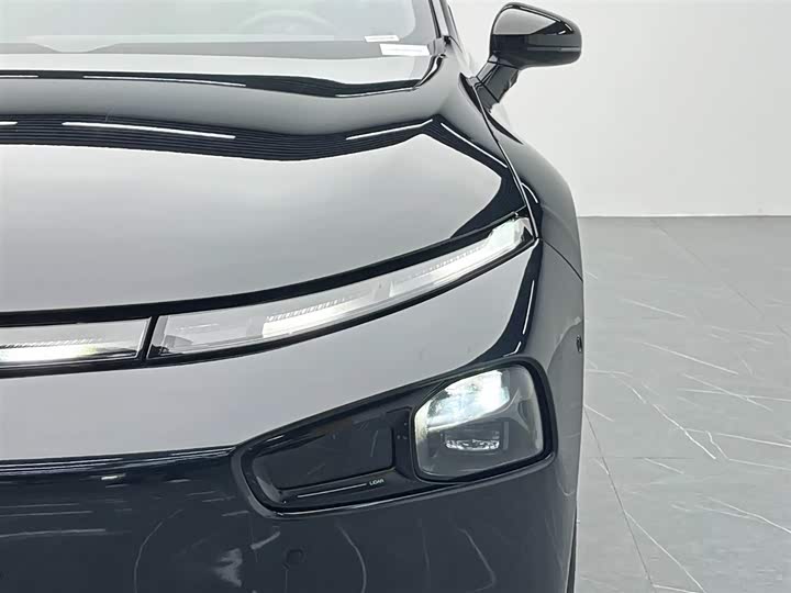 Фото 9 - XPeng P7