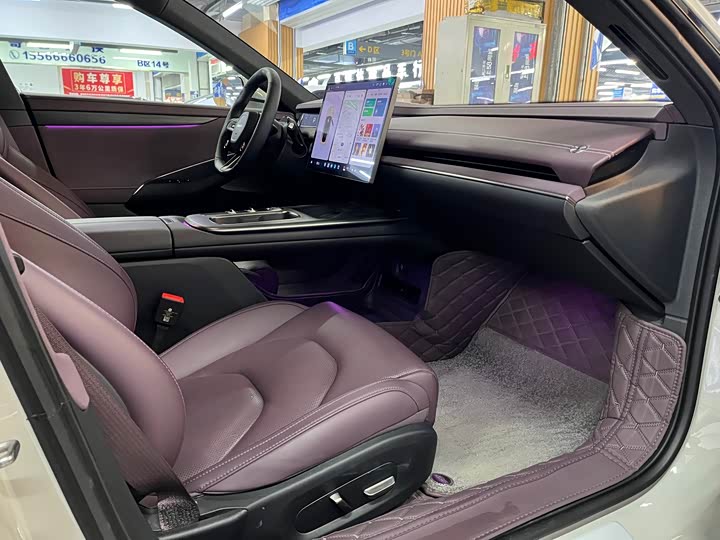 Фото 14 - Xiaomi SU7