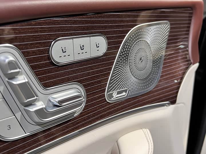 Фото 6 - Mercedes-Benz Maybach GLS