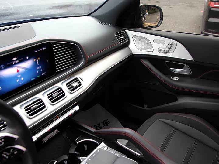 Фото 3 - Mercedes-Benz GLE-Class AMG