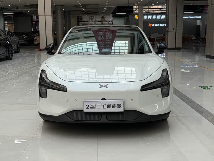 Фото 2 - XPeng Mona M03