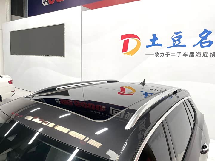 Фото 17 - Volkswagen Tayron