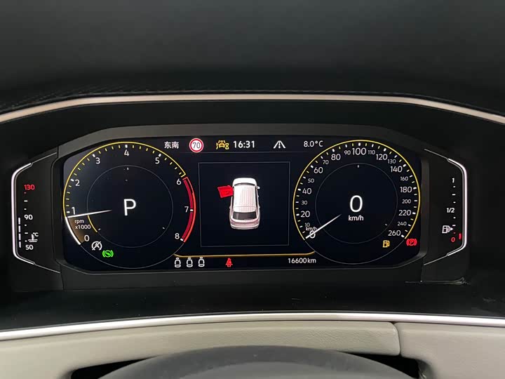 Фото 20 - Volkswagen Tayron