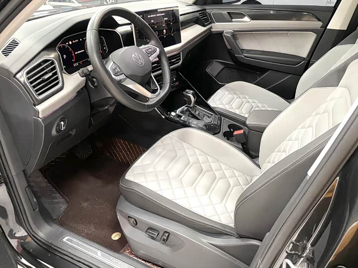 Фото 8 - Volkswagen Tayron