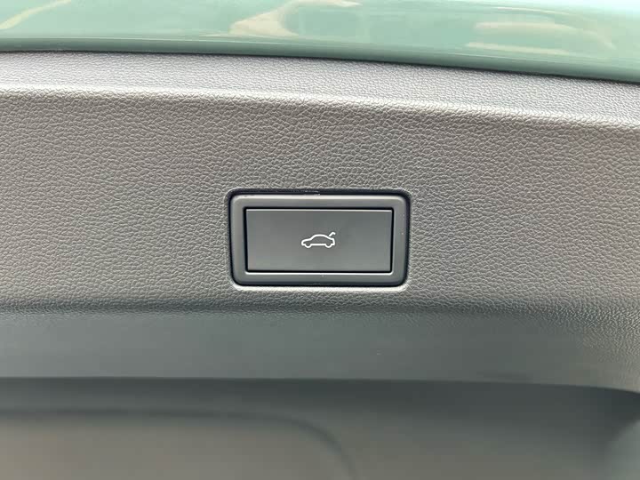 Фото 13 - Volkswagen Passat