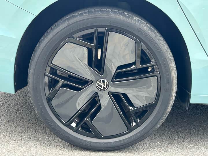 Фото 15 - Volkswagen Passat