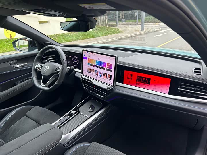 Фото 21 - Volkswagen Passat