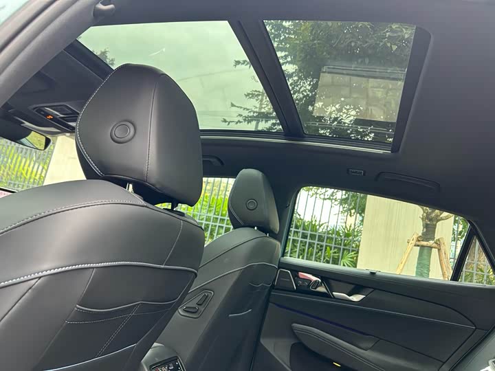 Фото 30 - Volkswagen Passat