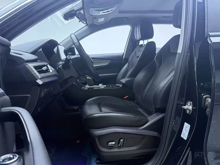 Фото 4 - Chery Tiggo 8