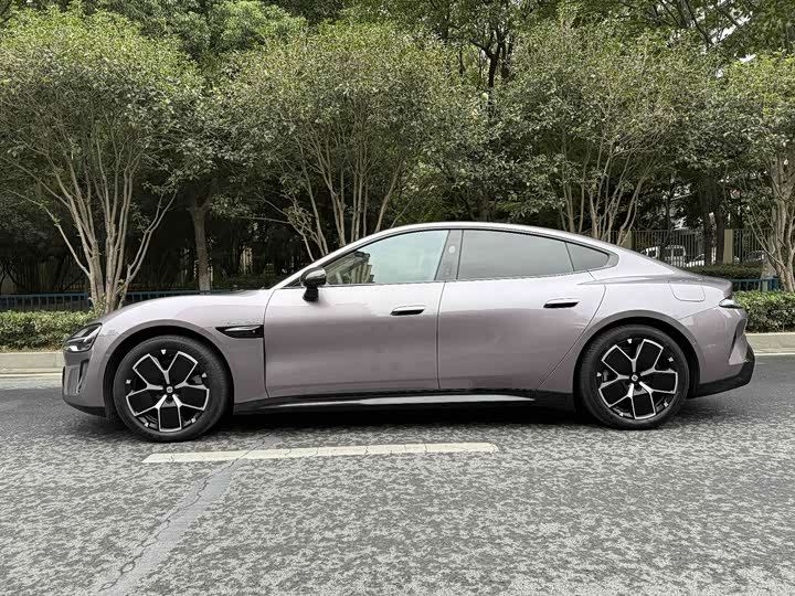 Фото 3 - Xiaomi SU7