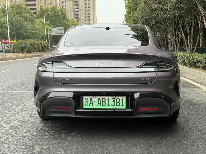 Фото 4 - Xiaomi SU7