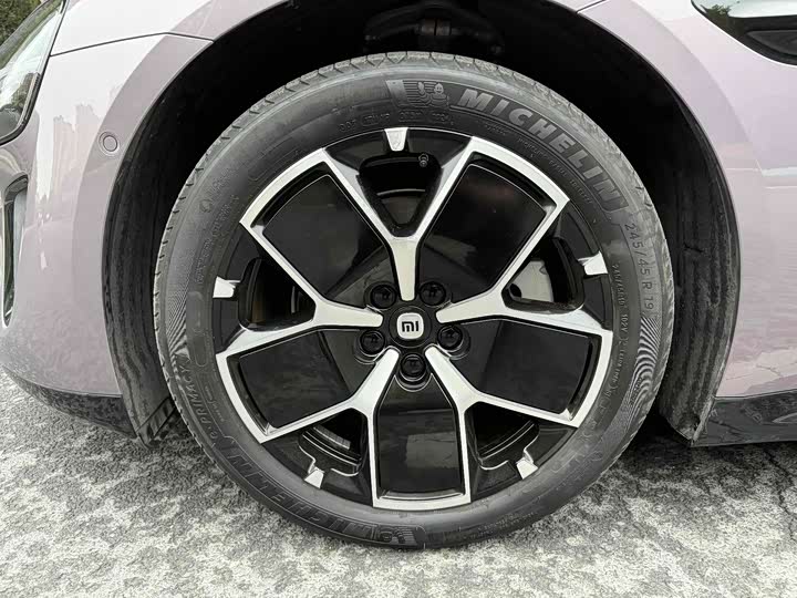 Фото 8 - Xiaomi SU7