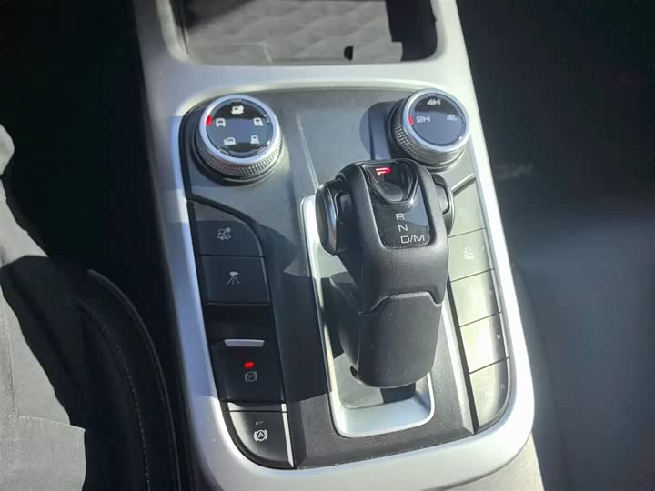 Фото 14 - Tank 300