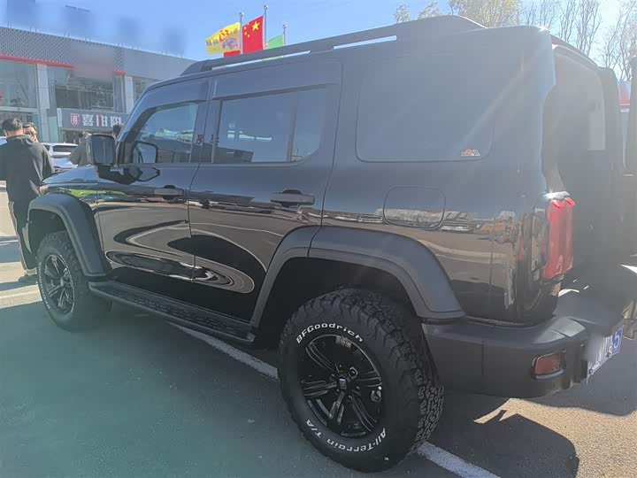 Фото 5 - Tank 300