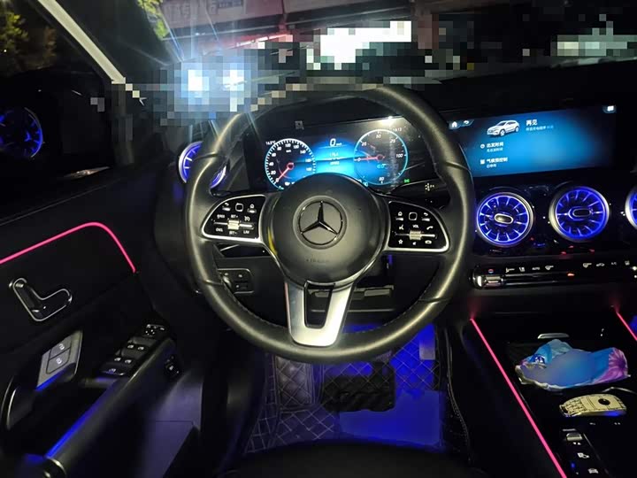 Фото 12 - Mercedes-Benz EQA