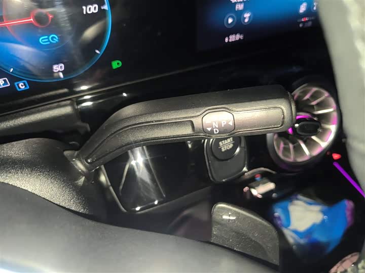 Фото 16 - Mercedes-Benz EQA