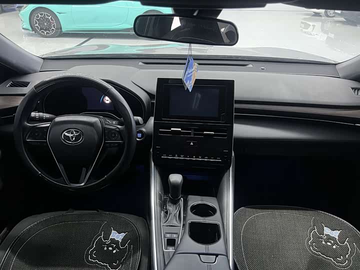 Фото 7 - Toyota Avalon