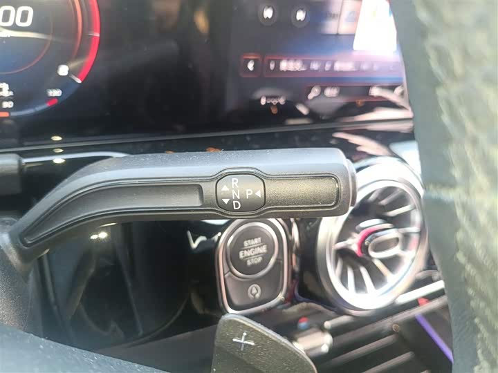 Фото 7 - Mercedes-Benz GLA-Class