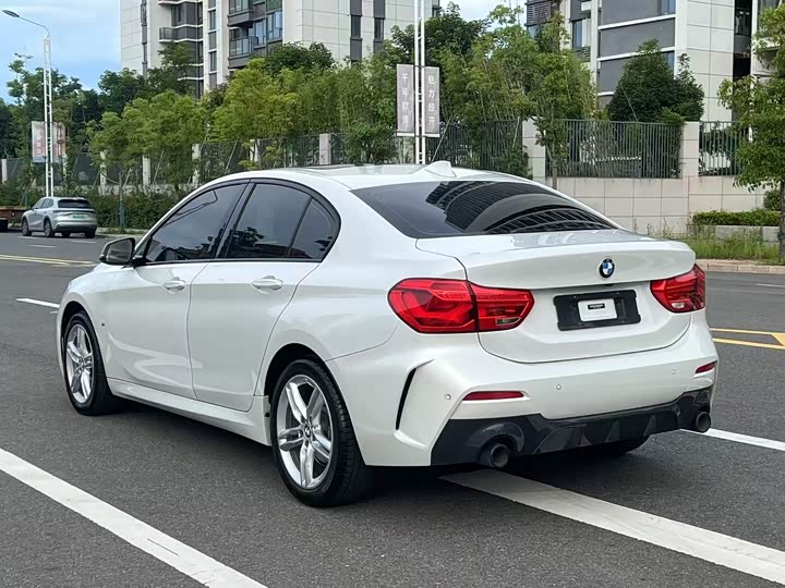 Фото 7 - BMW 1 Series