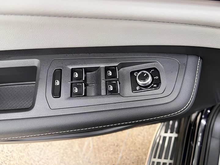 Фото 13 - Volkswagen Teramont Pro